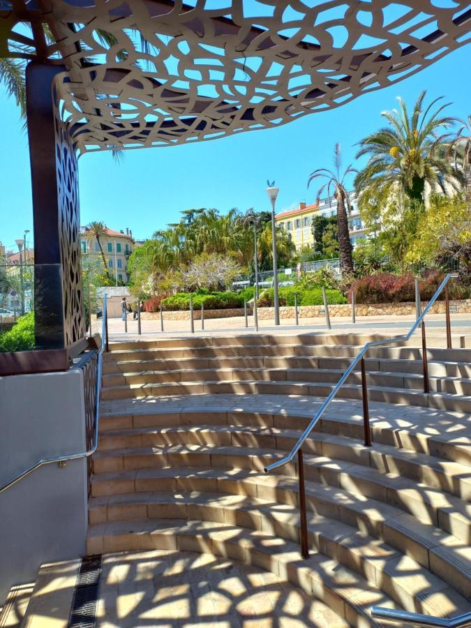 Le St Nicolas Cannes Exterior photo